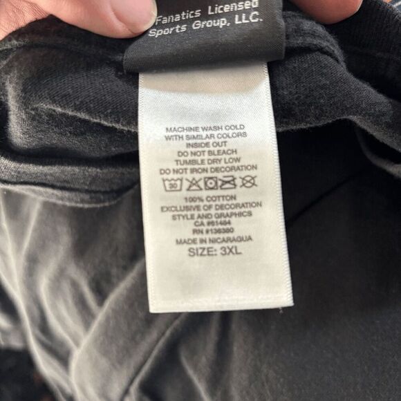 Harley Davidson Motorcycles Mens 3XL Large Front Logo Spell Out Banff Canada EUC - Picture 7 of 7